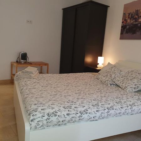 Apartamentos Naranja Y Limon Valencia Buitenkant foto